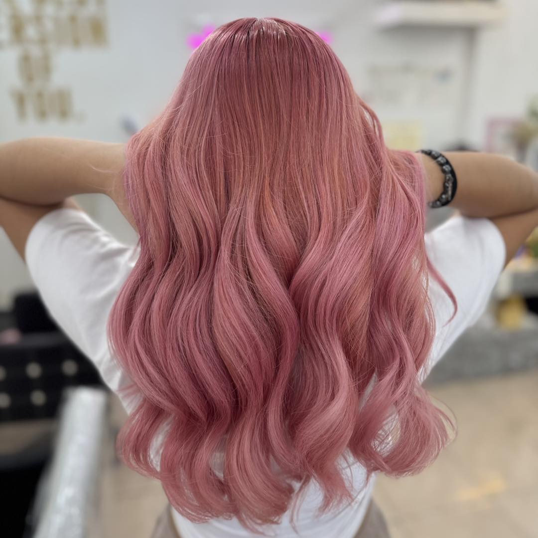 Hair color service
